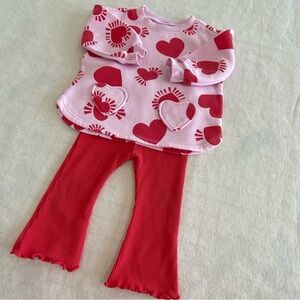 Old Navy Sz 6-12 Mo Heart Print Tunic Sweatshirt & Flared Rib Knit Leggings Set